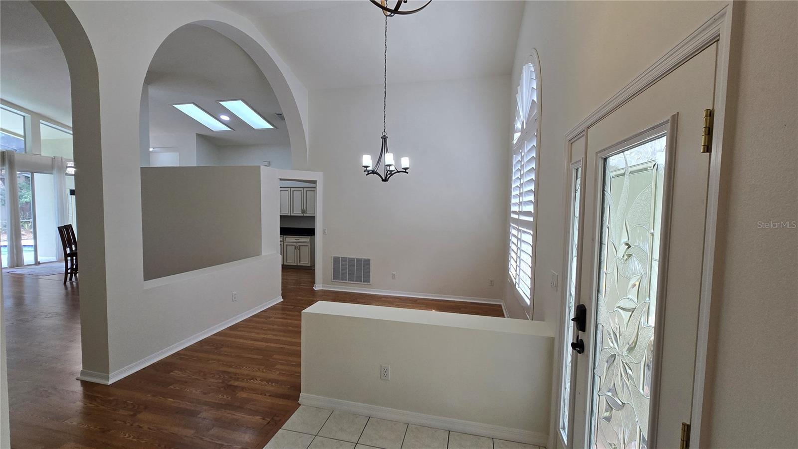 Image 7 of 22 For 15209 Arbor Hollow Drive