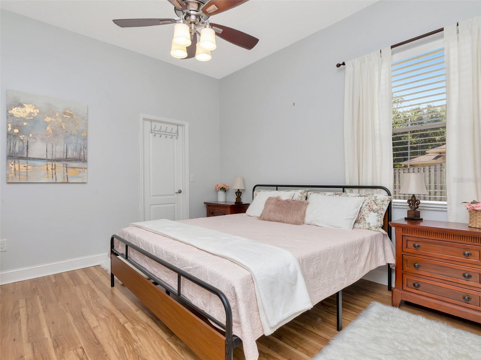 Image 13 of 42 For 17205 Tiffany Shore Drive