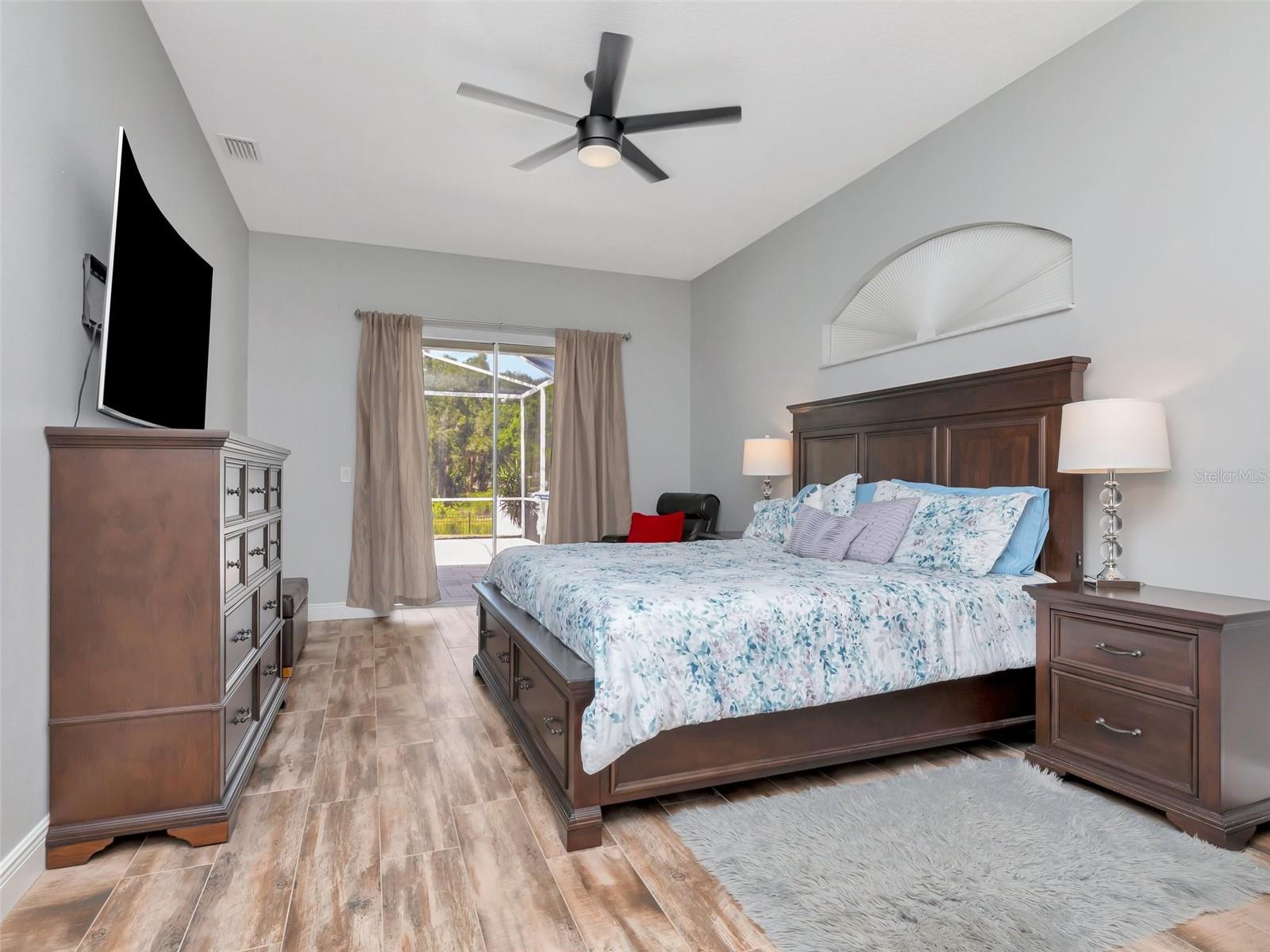 Image 15 of 42 For 17205 Tiffany Shore Drive
