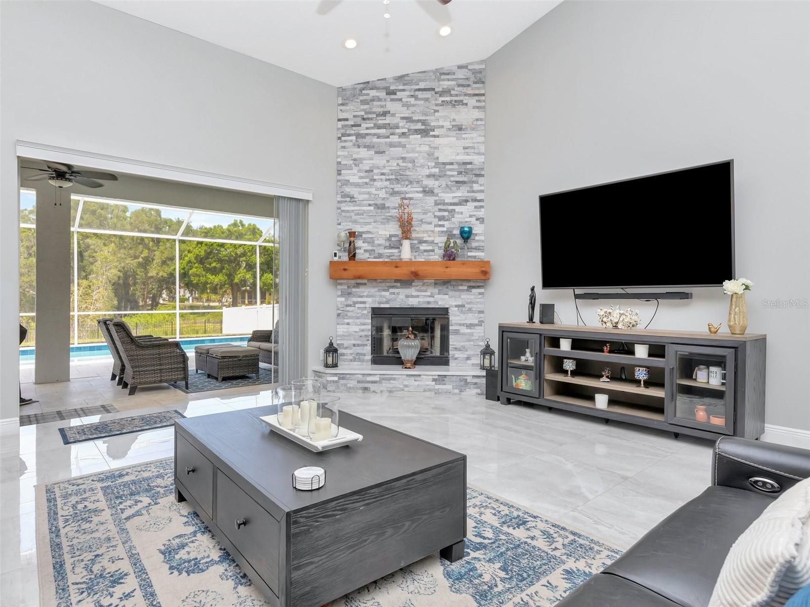 Image 7 of 42 For 17205 Tiffany Shore Drive
