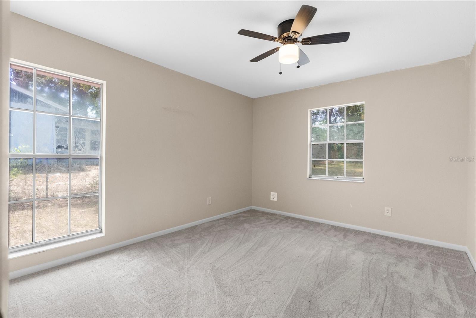Listing photo id 13 for 5193 Higate Road