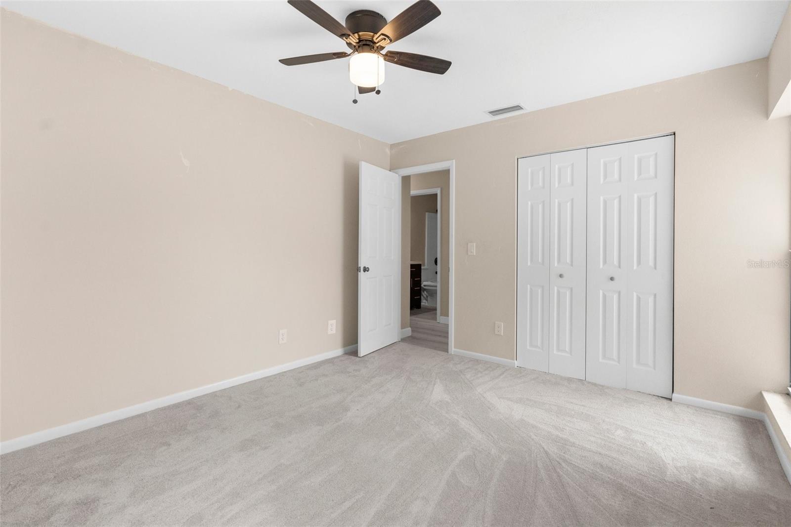 Listing photo id 15 for 5193 Higate Road