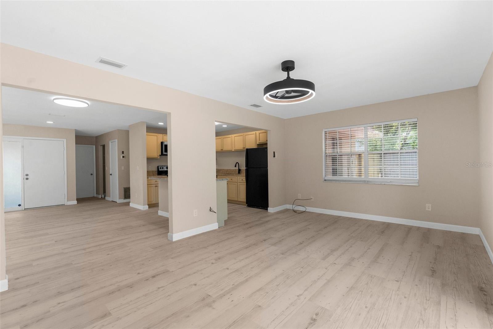 Listing photo id 27 for 5193 Higate Road
