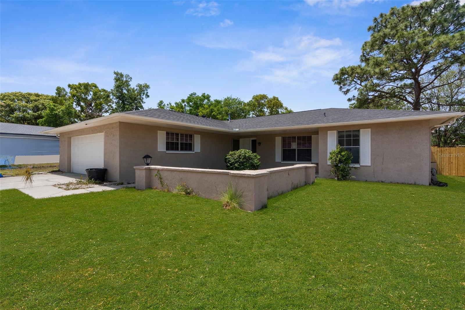 Listing photo id 31 for 5193 Higate Road