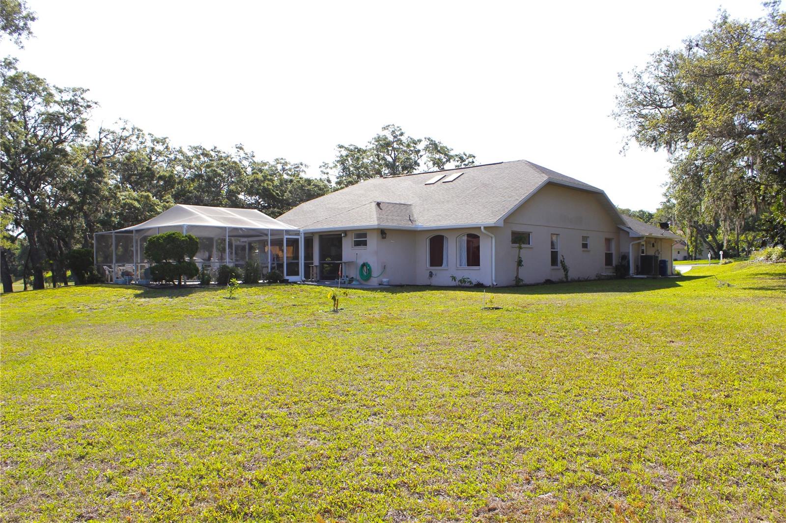 Image 41 of 46 For 63 Forest Wood Court