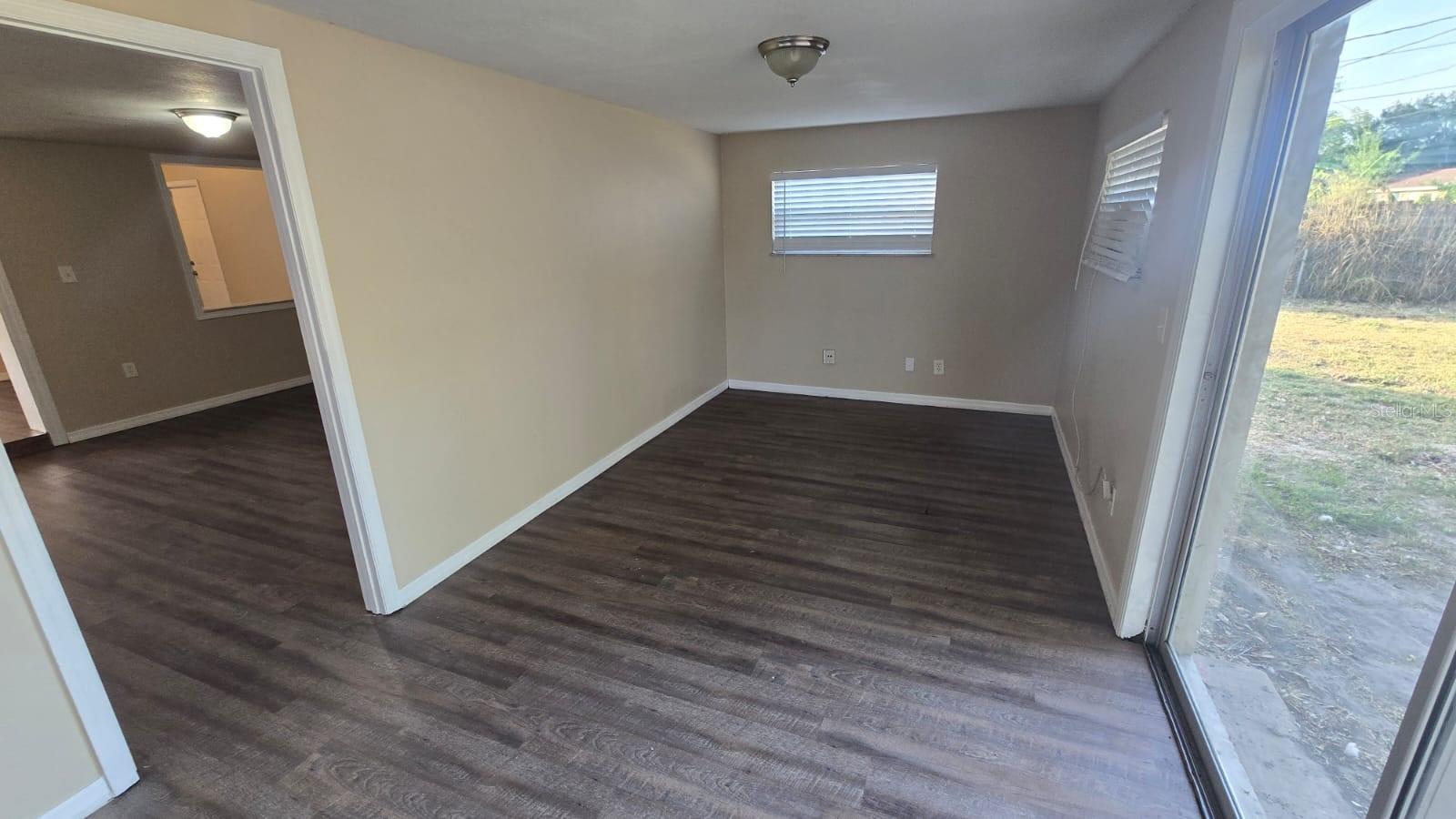Image 10 of 10 For 2207 Eiffel Drive