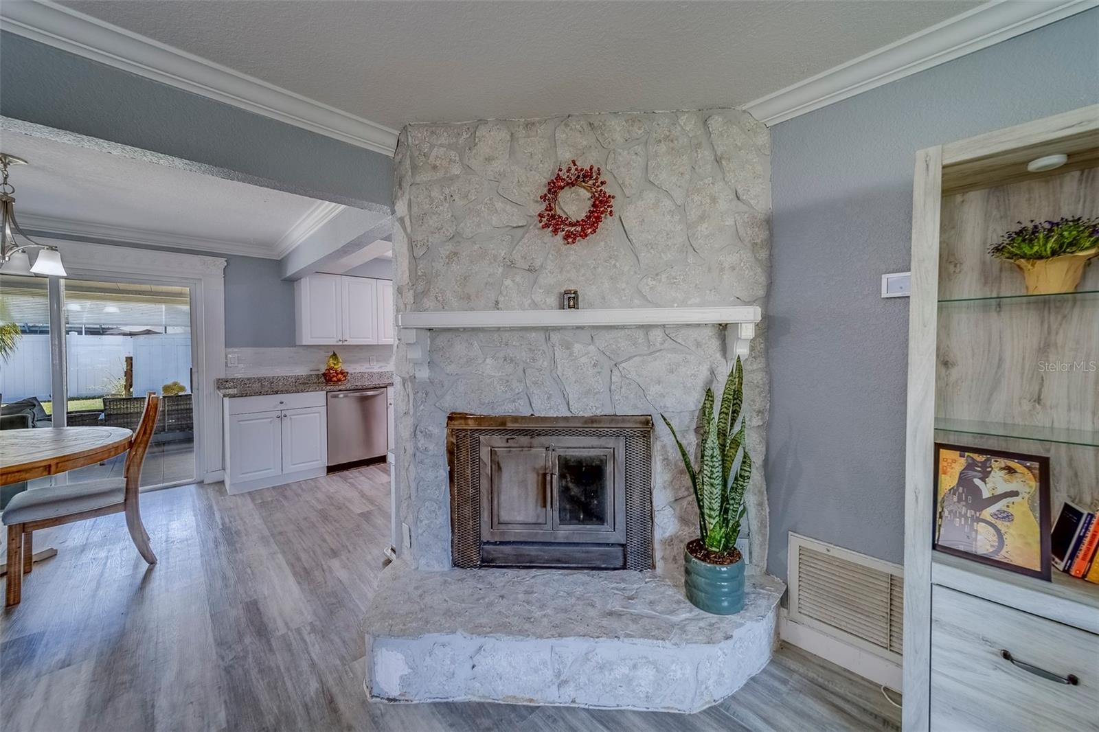 Image 11 of 53 For 135 Coral Drive