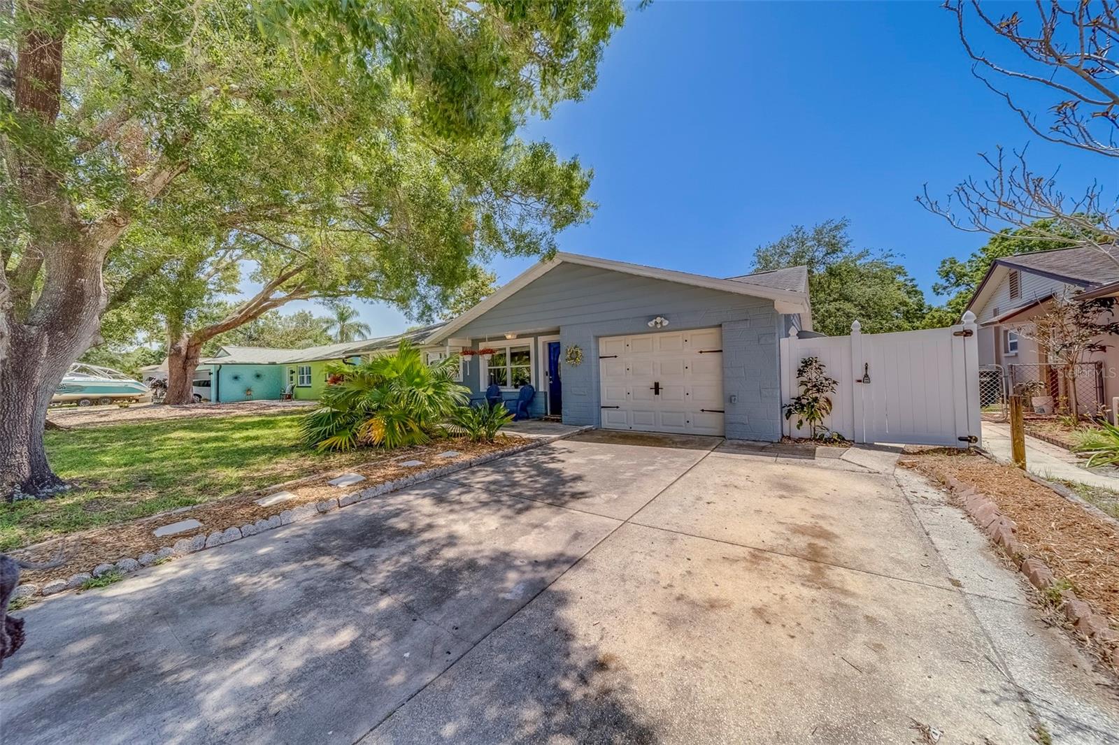 Image 5 of 53 For 135 Coral Drive