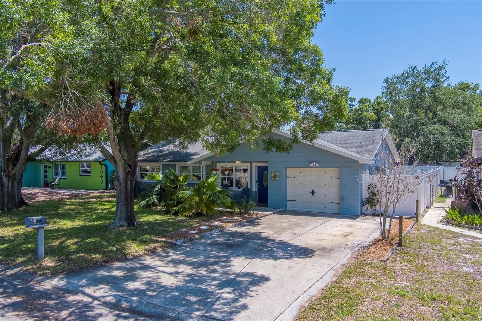 Image 7 of 53 For 135 Coral Drive