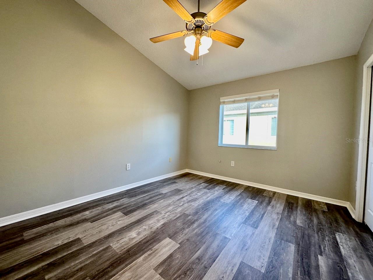 Image 14 of 20 For 8532 Brushleaf Way