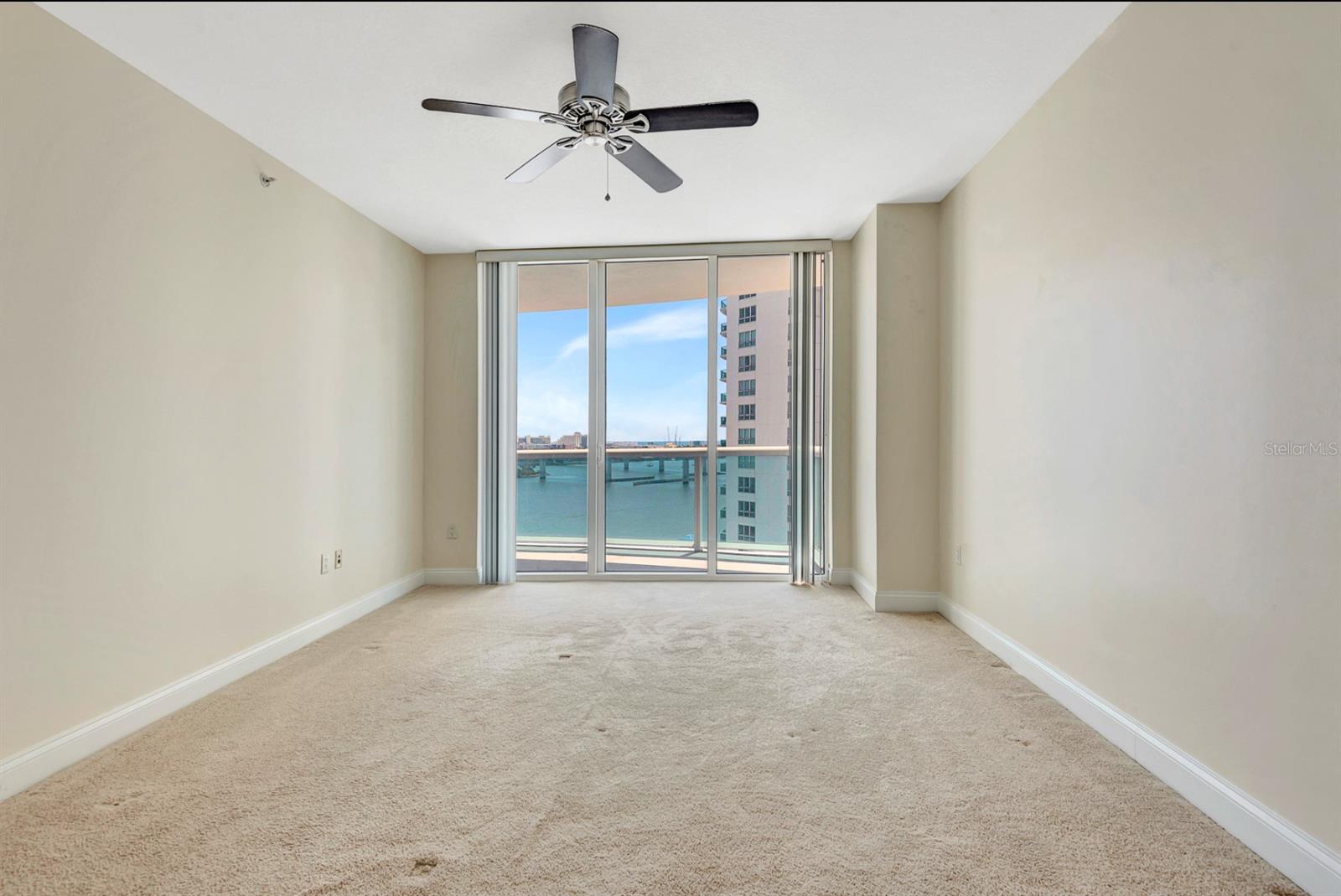 Image 15 of 28 For 241 Riverside Drive 1107