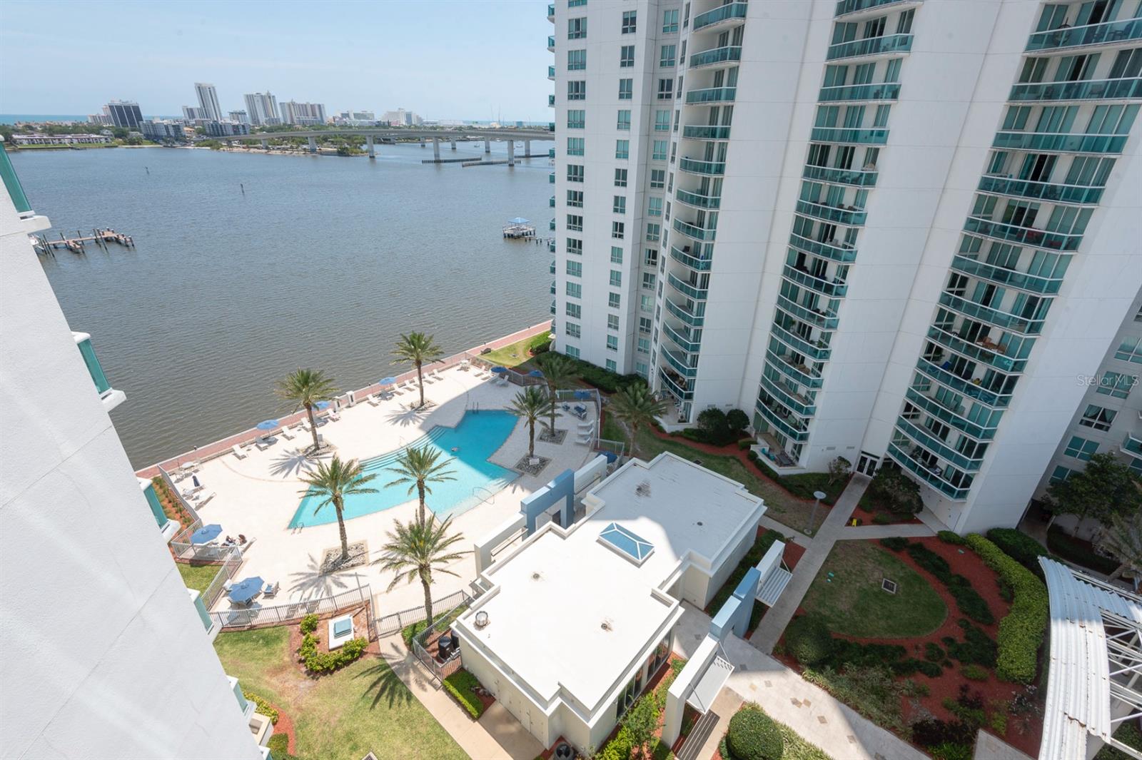 Image 23 of 28 For 241 Riverside Drive 1107