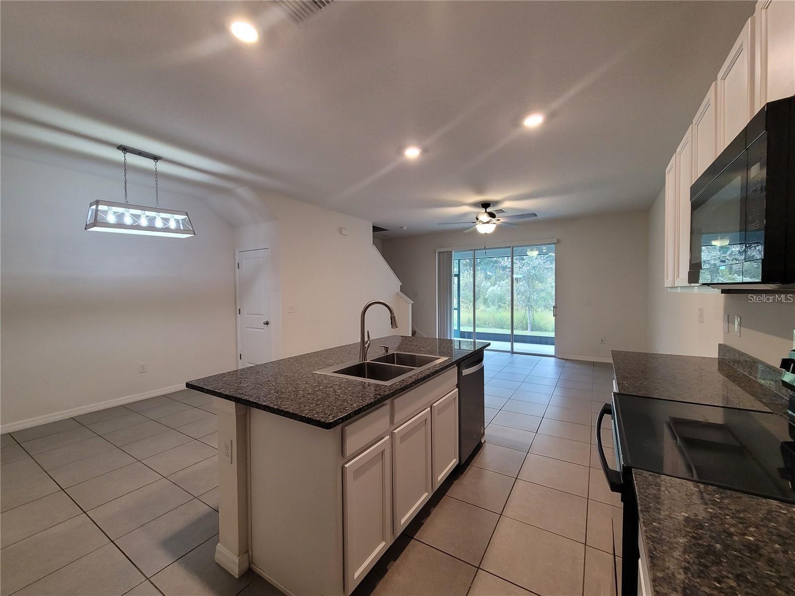Image 3 of 15 For 1667 Hubbell Road