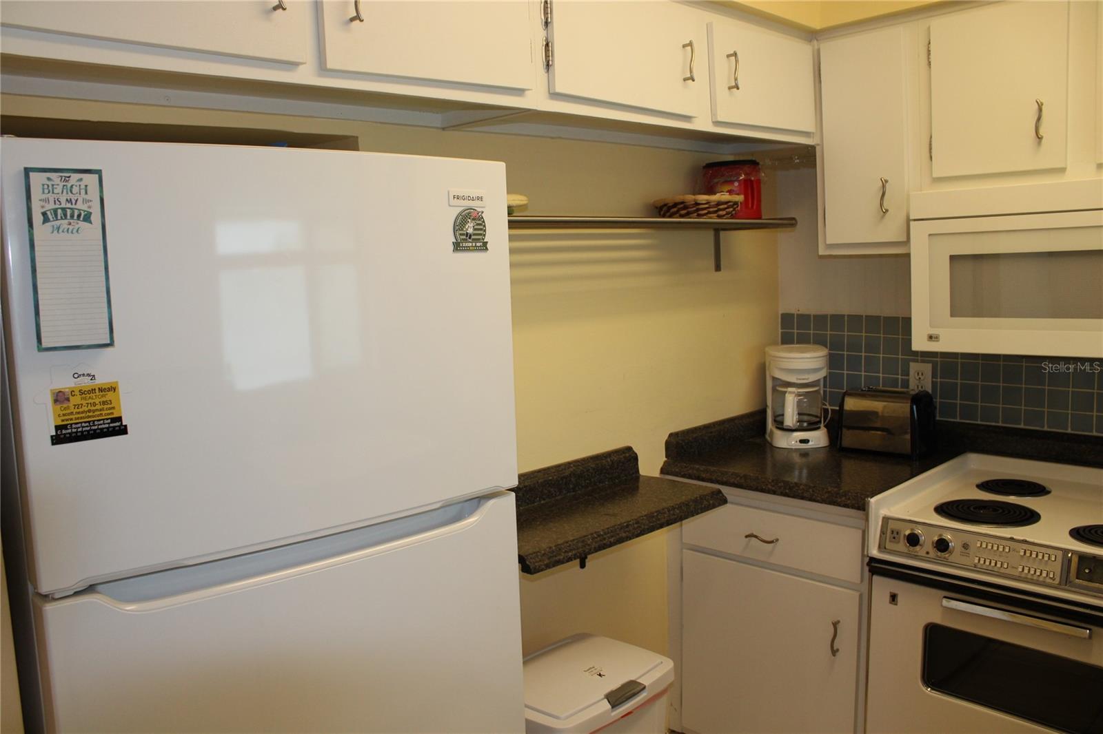 Image 11 of 34 For 9950 47th Avenue N 311