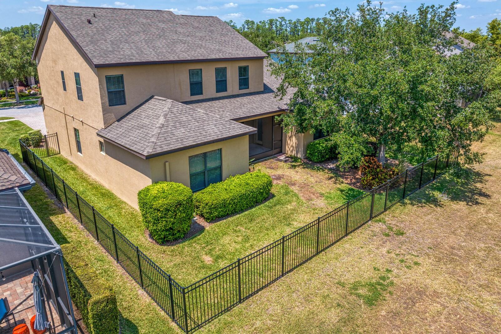 Image 49 of 67 For 19407 Sweet Grass Way