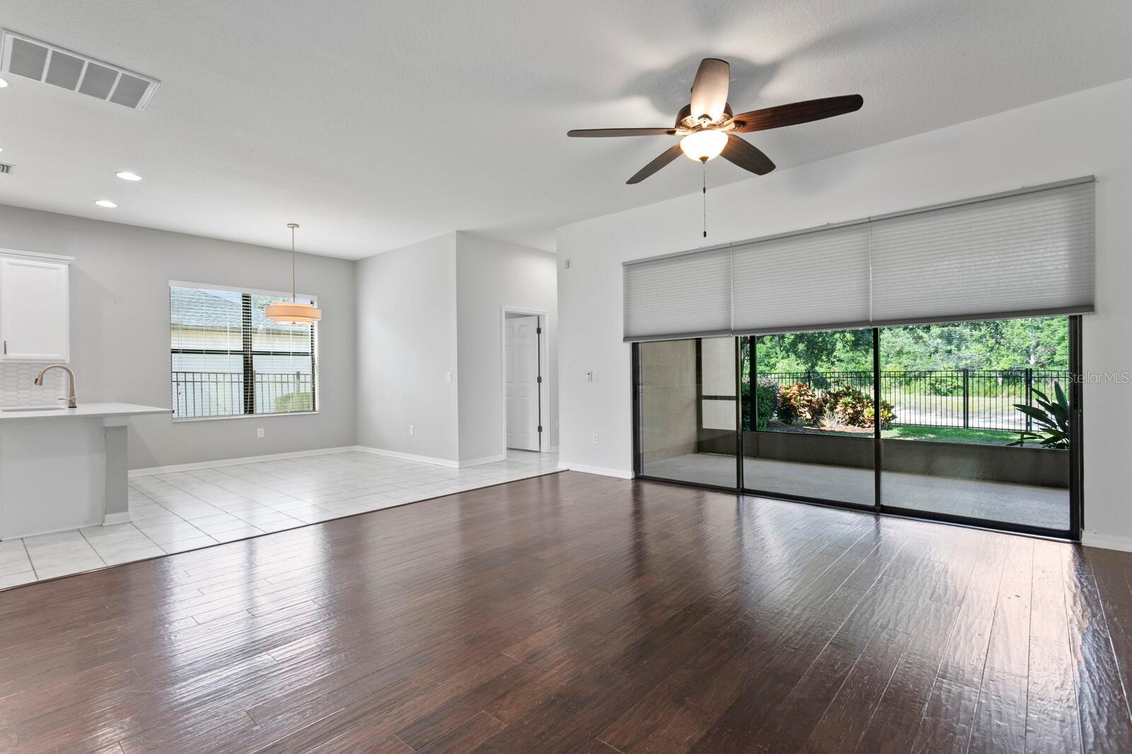Image 8 of 67 For 19407 Sweet Grass Way