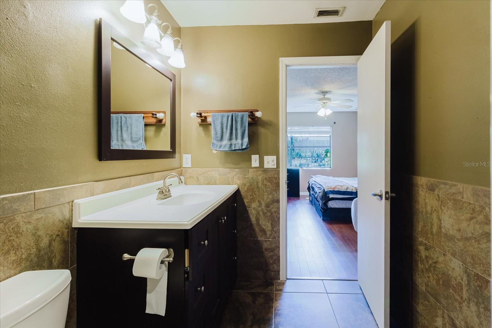 Listing photo id 10 for 7402 America Way