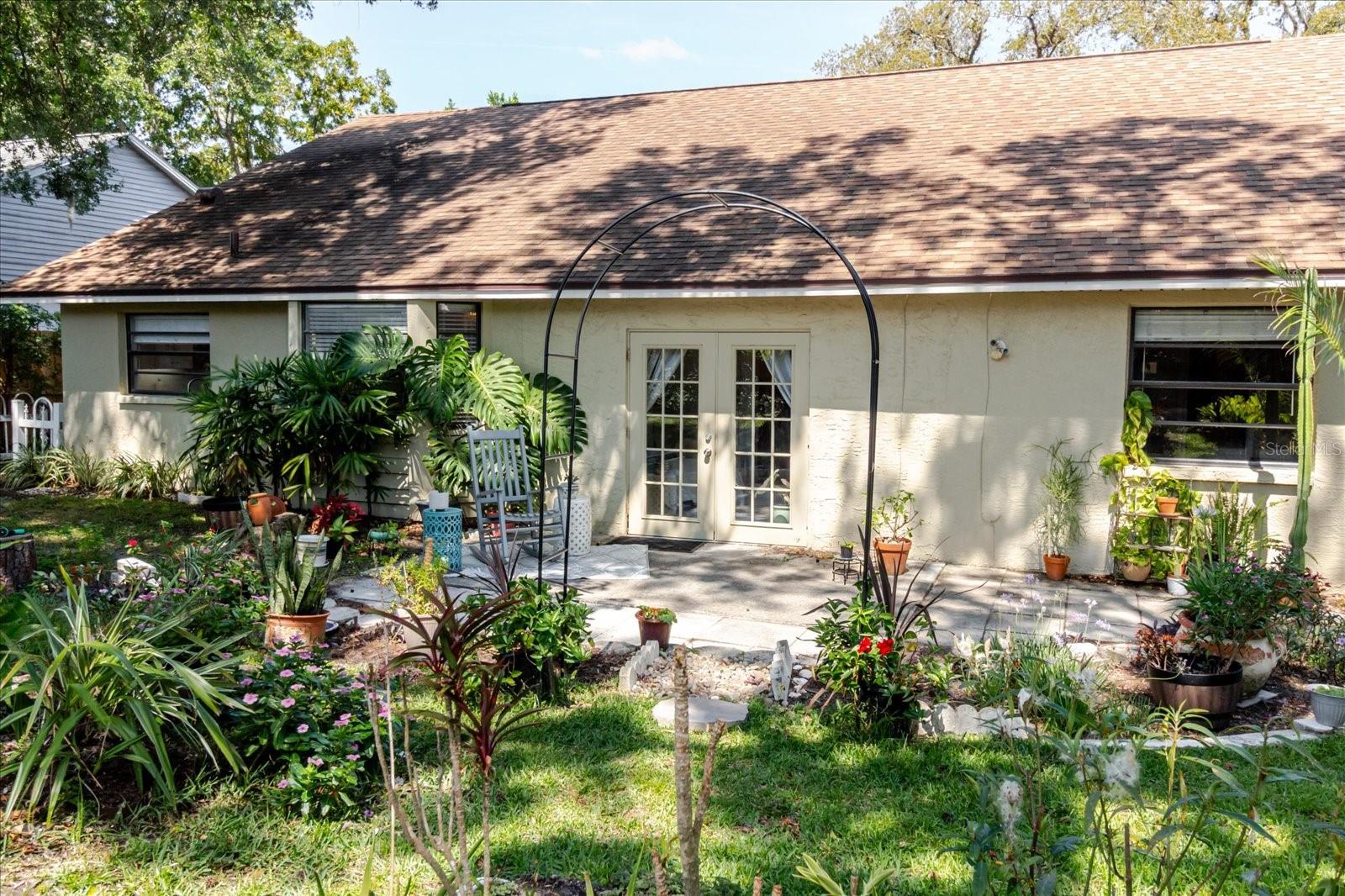 Listing photo id 28 for 7402 America Way