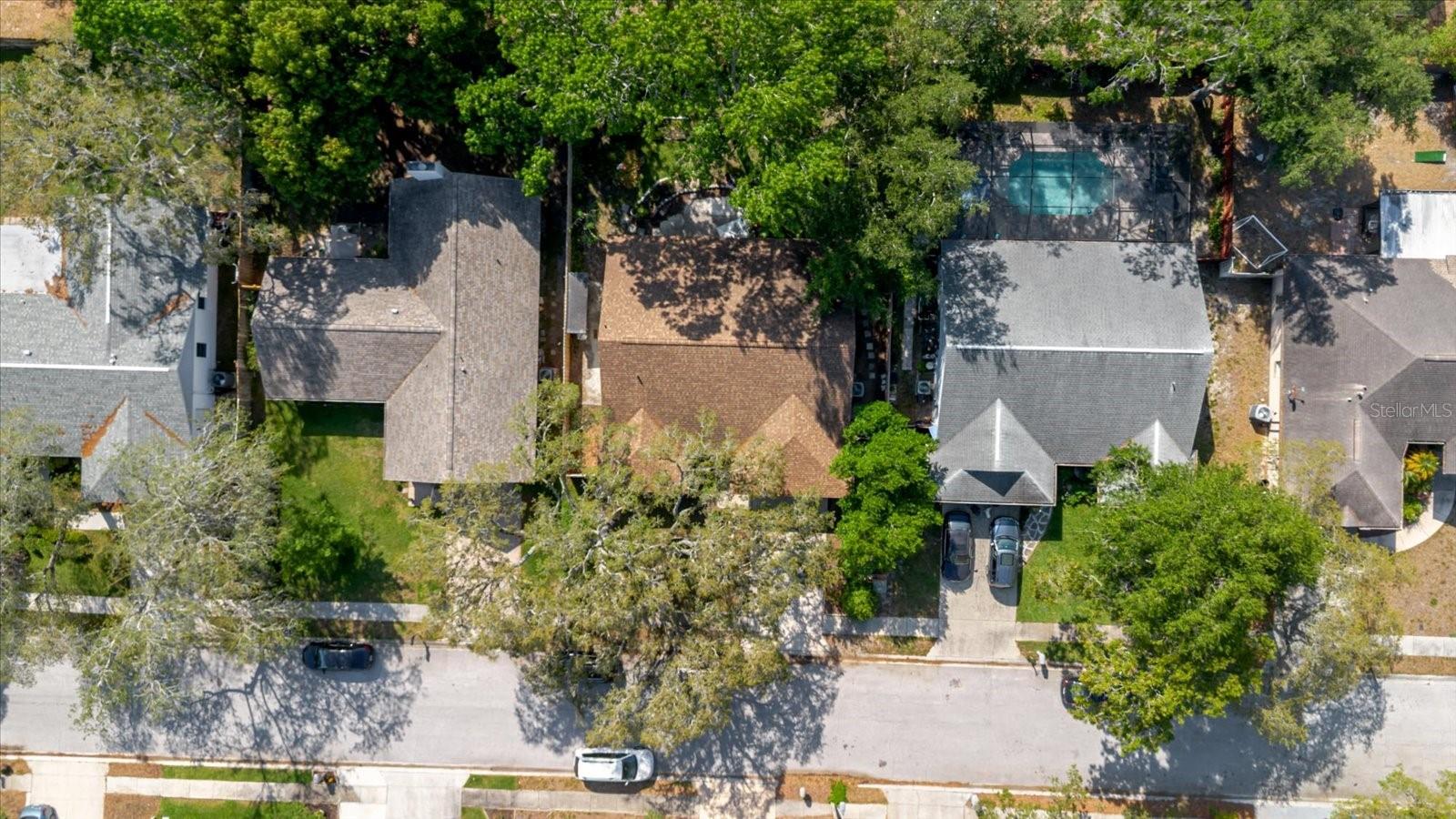 Listing photo id 31 for 7402 America Way