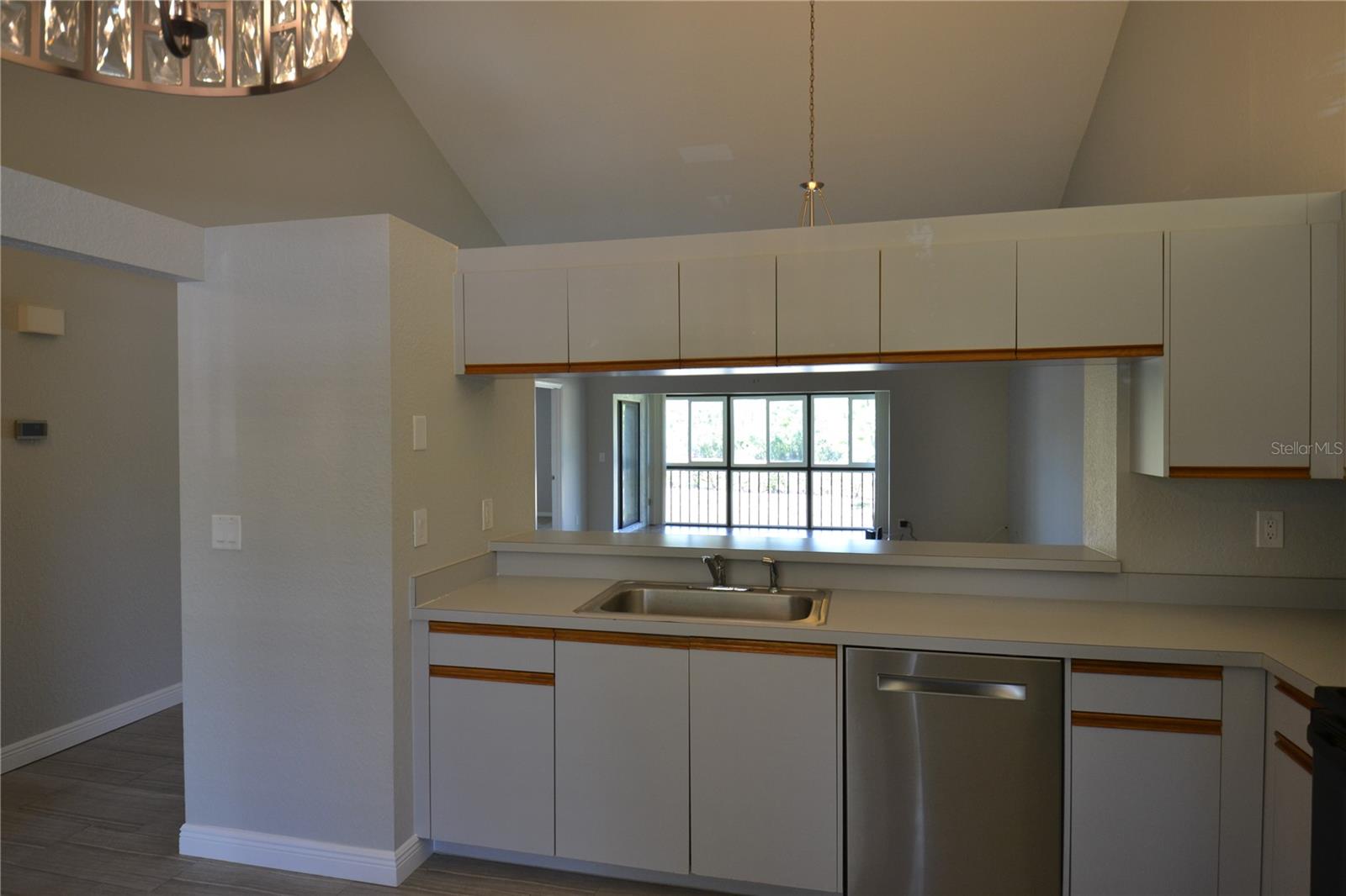 Image 11 of 44 For 1801 Lake Road 9f
