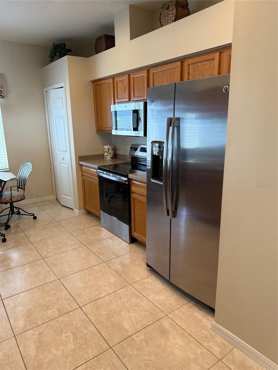 Image 11 of 43 For 1765 Oak Pond Court