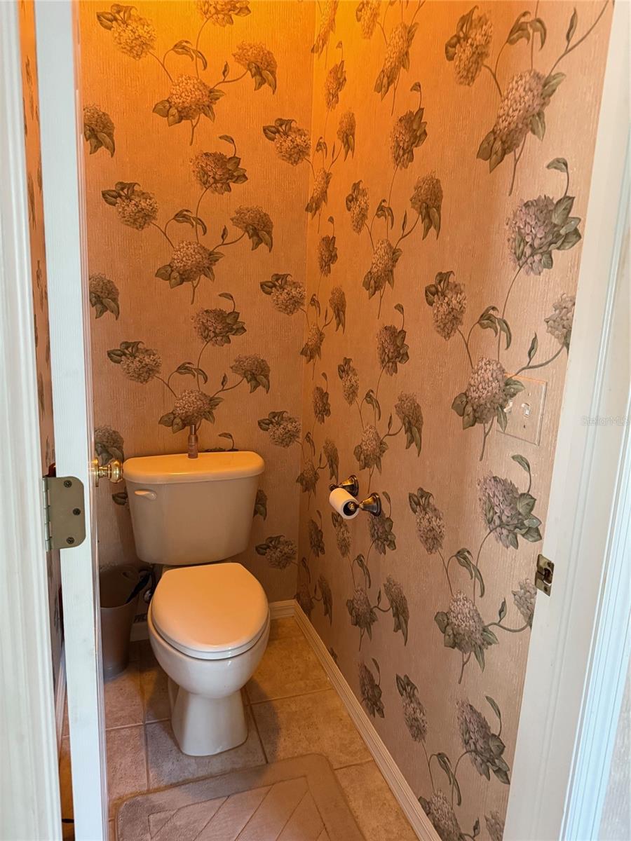 Image 20 of 43 For 1765 Oak Pond Court