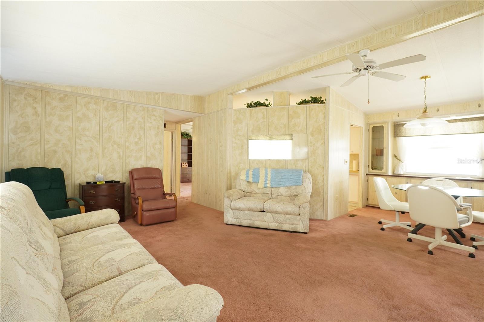 Image 3 of 32 For 82303 1st Avenue N 303