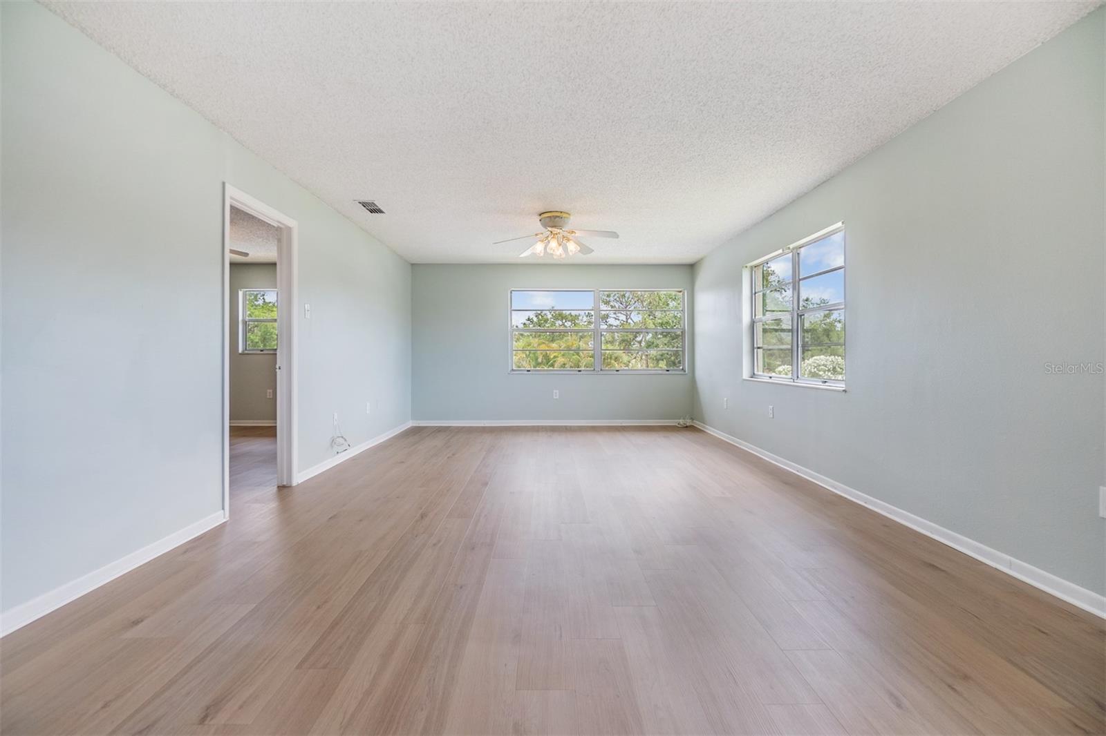 Image 7 of 33 For 9851 113th Street 206