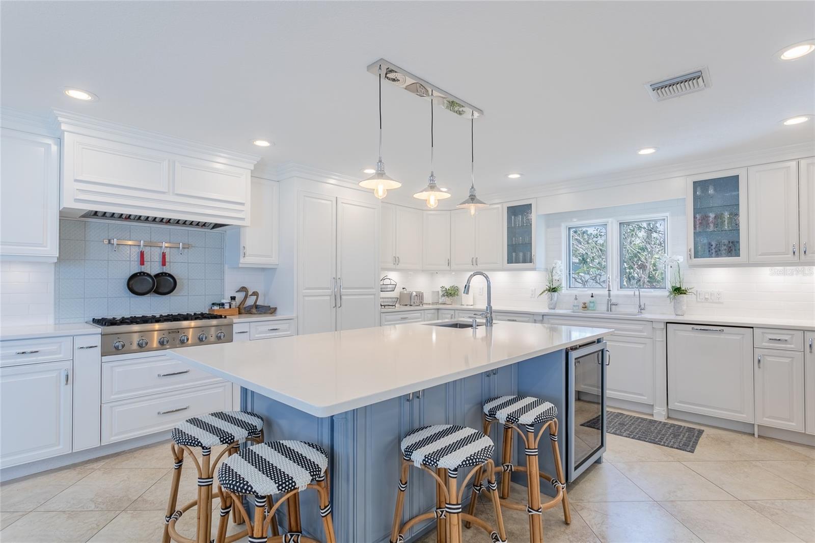 Image 14 of 35 For 3901 13th Way Ne