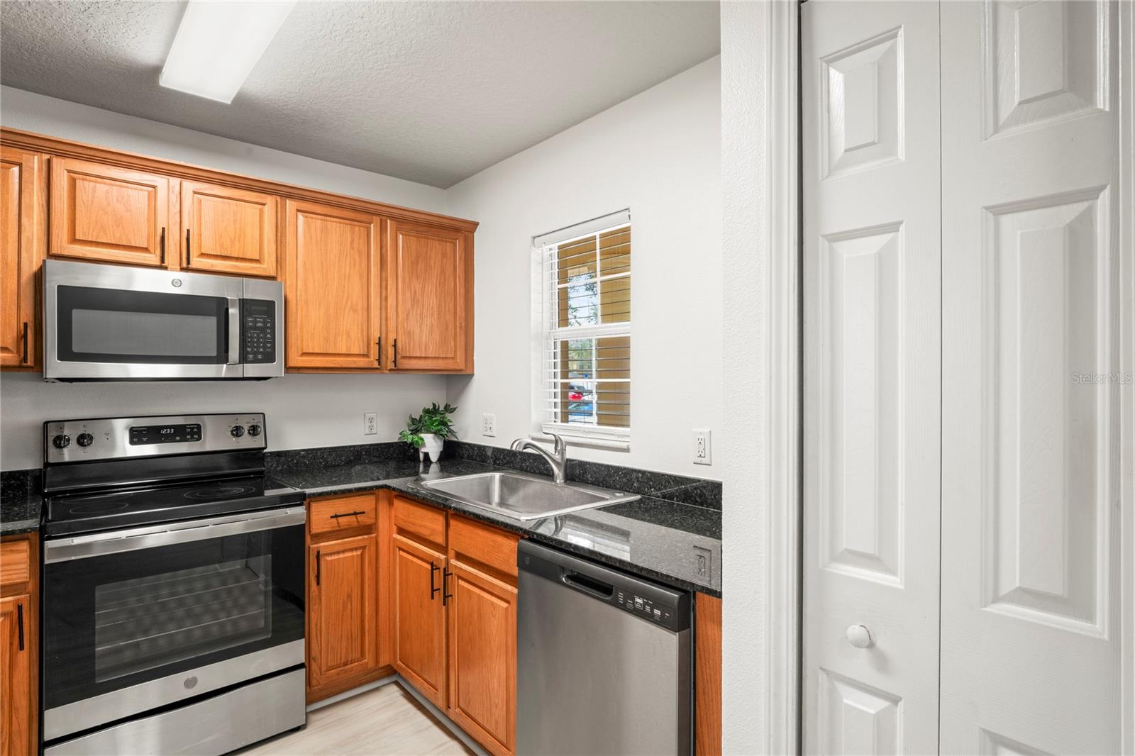 Image 8 of 51 For 3437 Dragon View Court