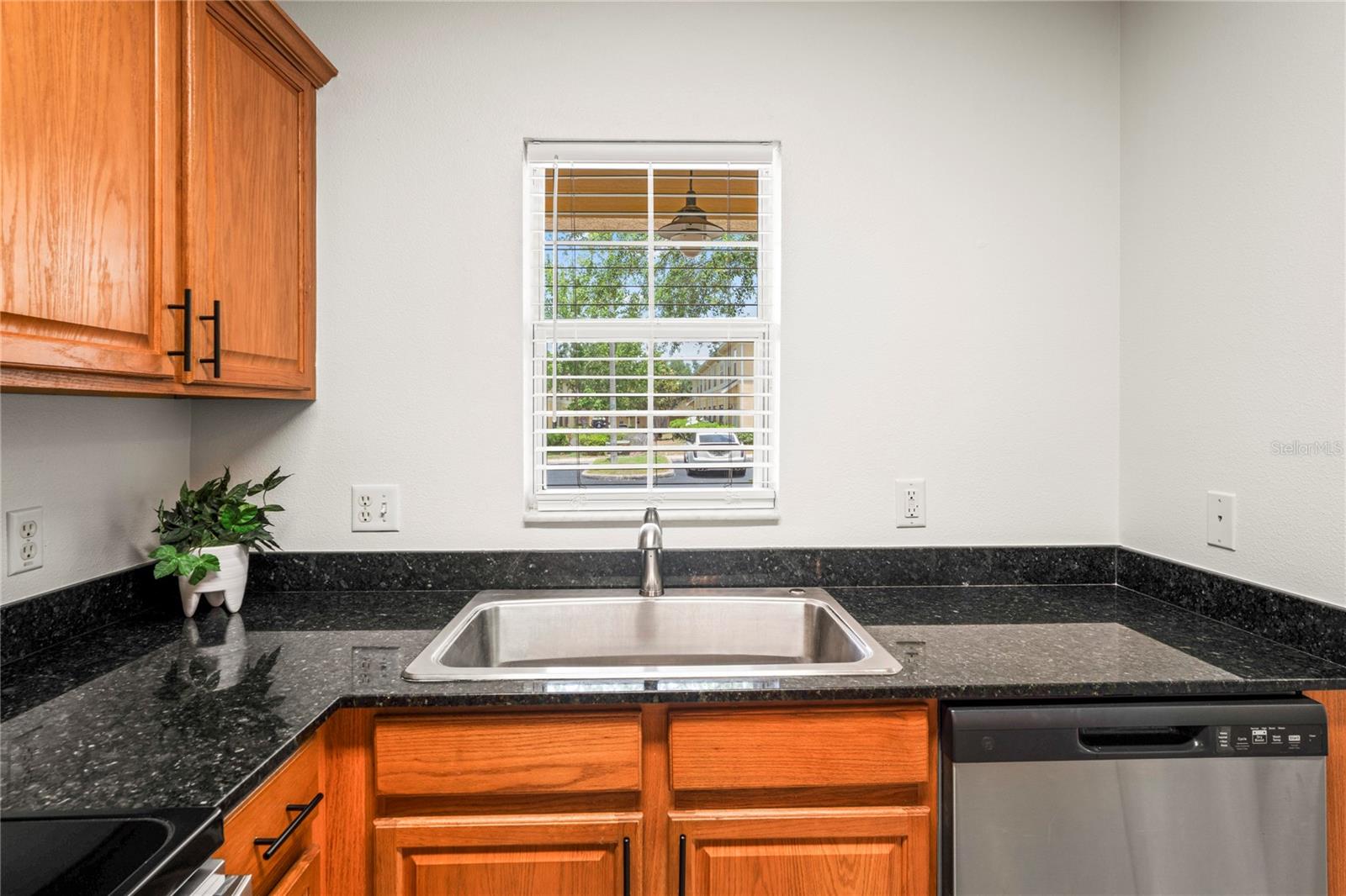 Image 9 of 51 For 3437 Dragon View Court