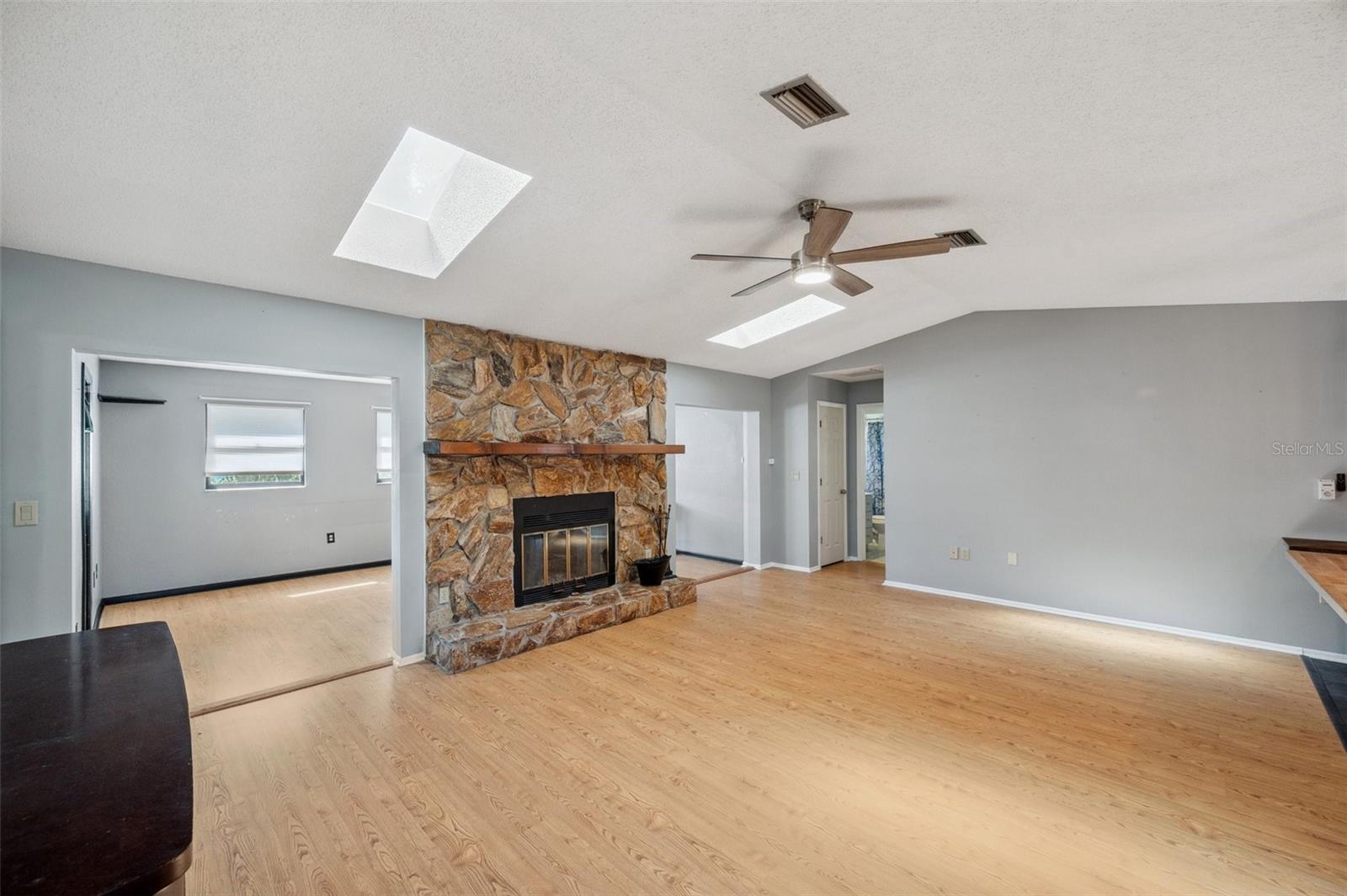 Image 13 of 41 For 9010 Bonnet Way