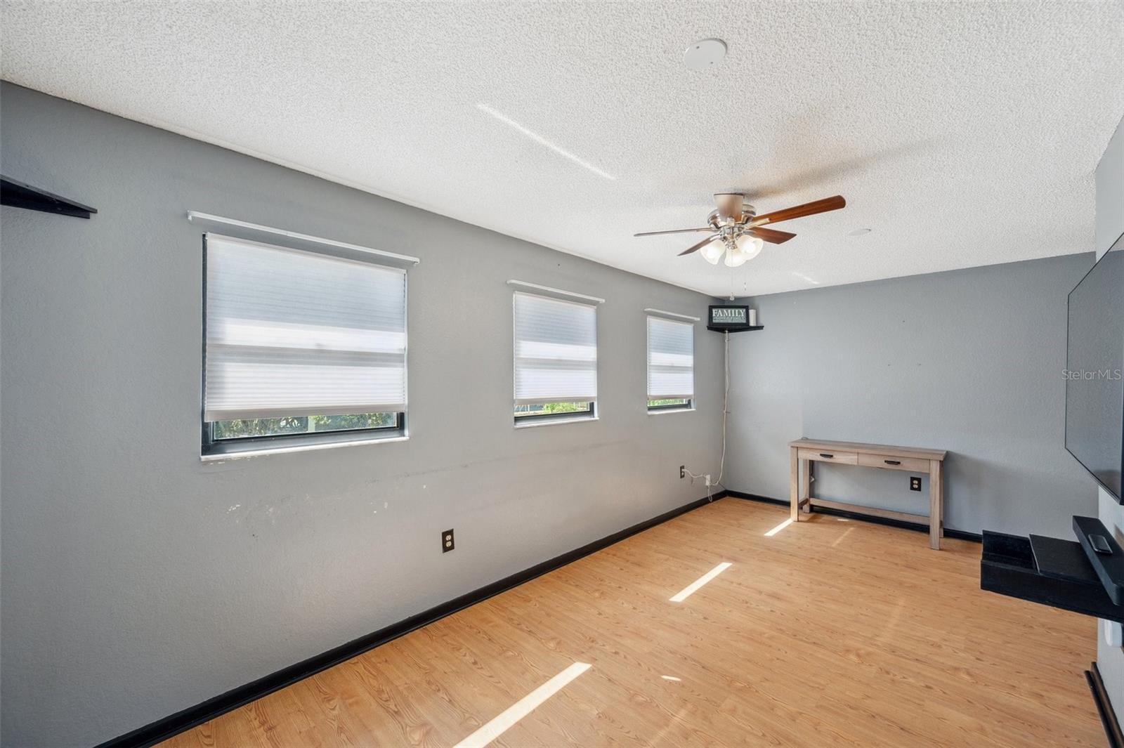 Image 16 of 41 For 9010 Bonnet Way