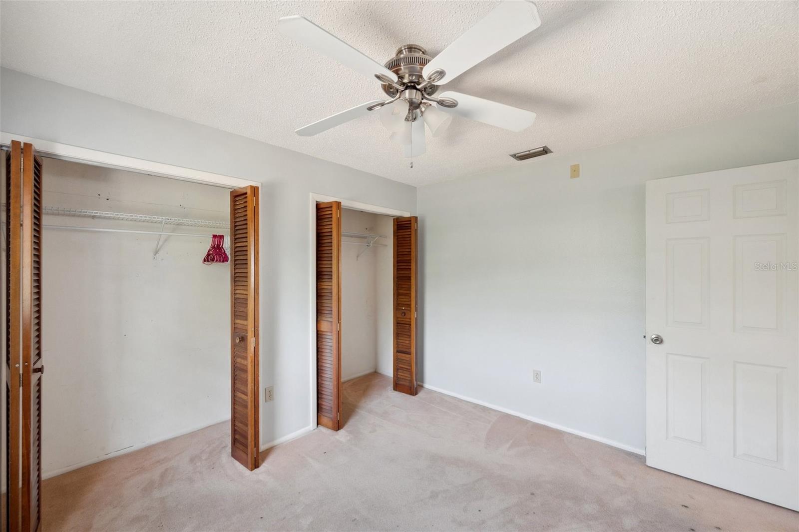 Image 26 of 41 For 9010 Bonnet Way
