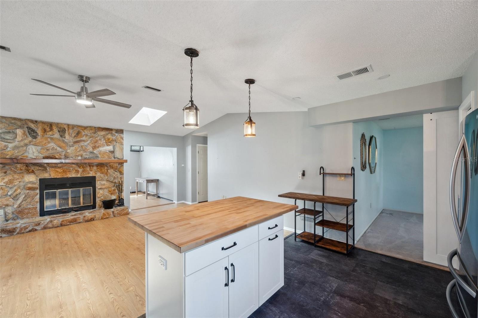 Image 8 of 41 For 9010 Bonnet Way