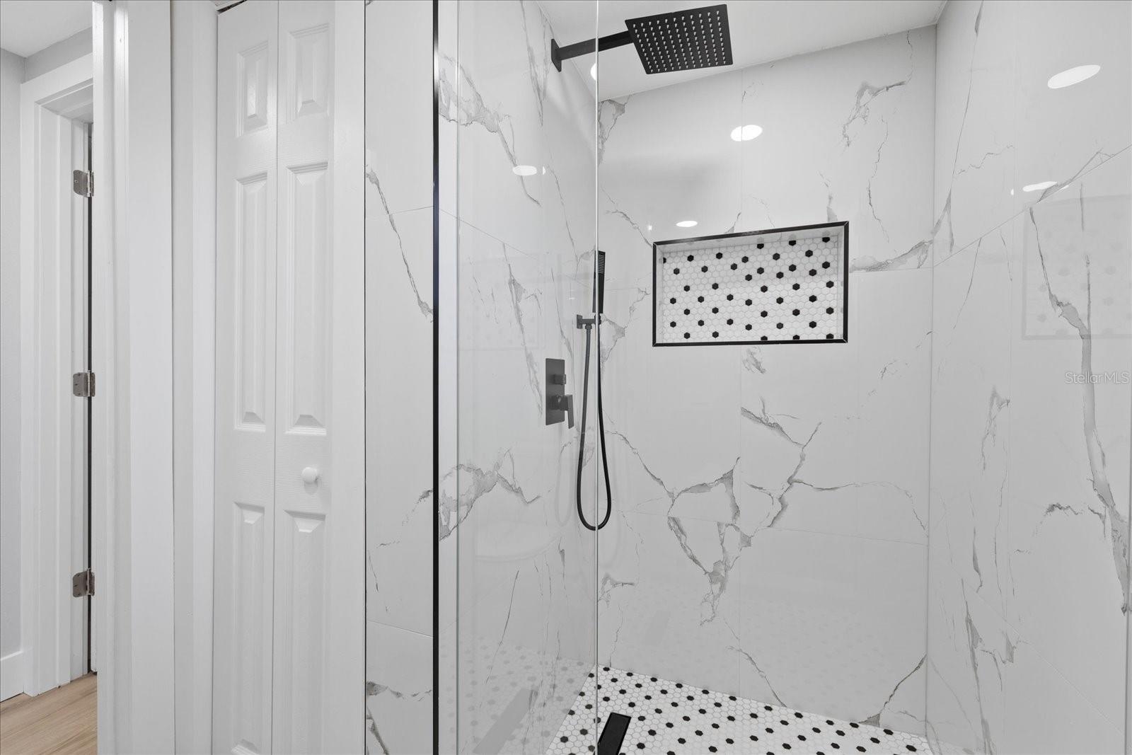 Image 33 of 46 For 324 Country Club Drive