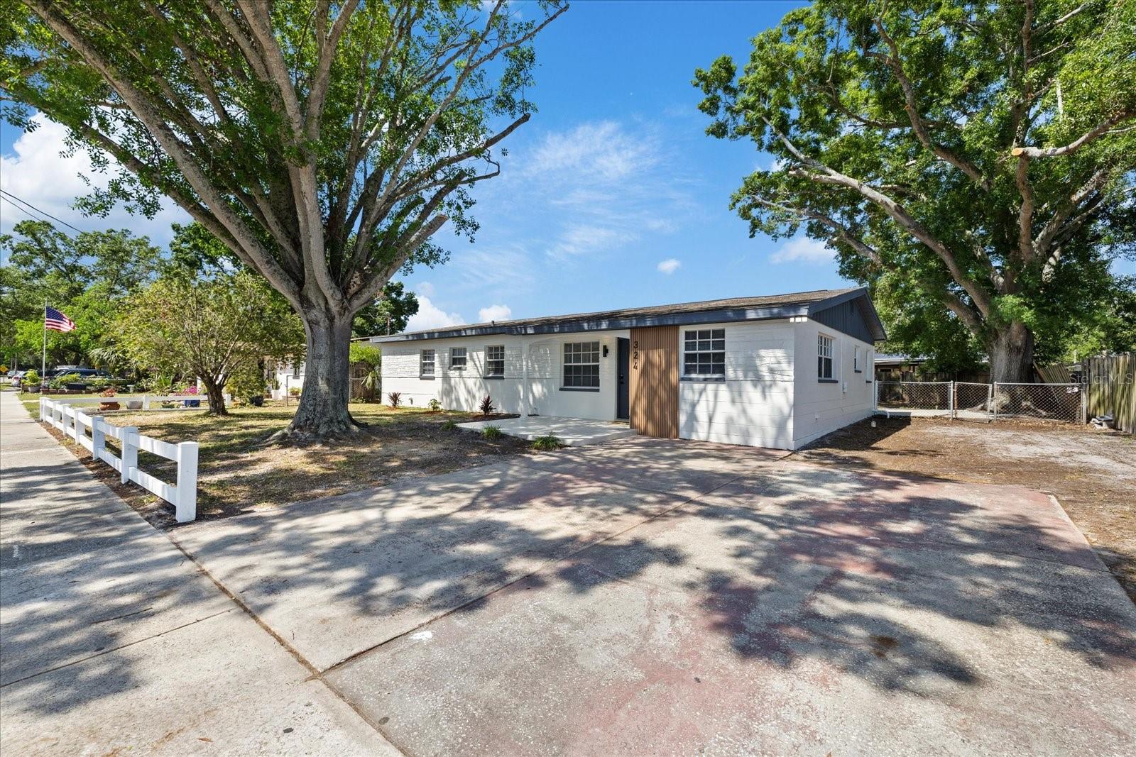 Image 7 of 46 For 324 Country Club Drive