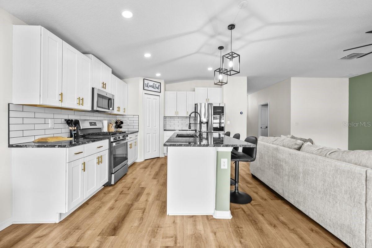 Image 10 of 28 For 10333 Scarlet Skimmer Drive
