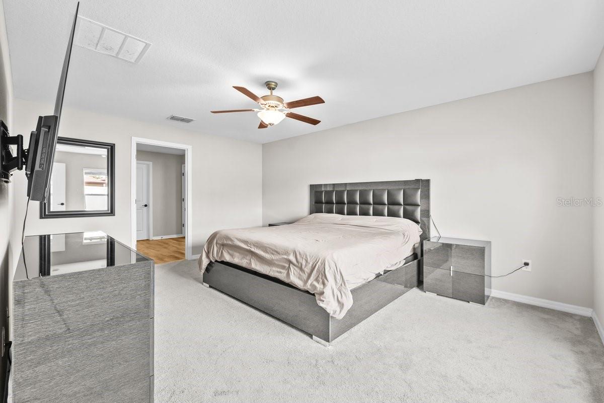Image 13 of 28 For 10333 Scarlet Skimmer Drive
