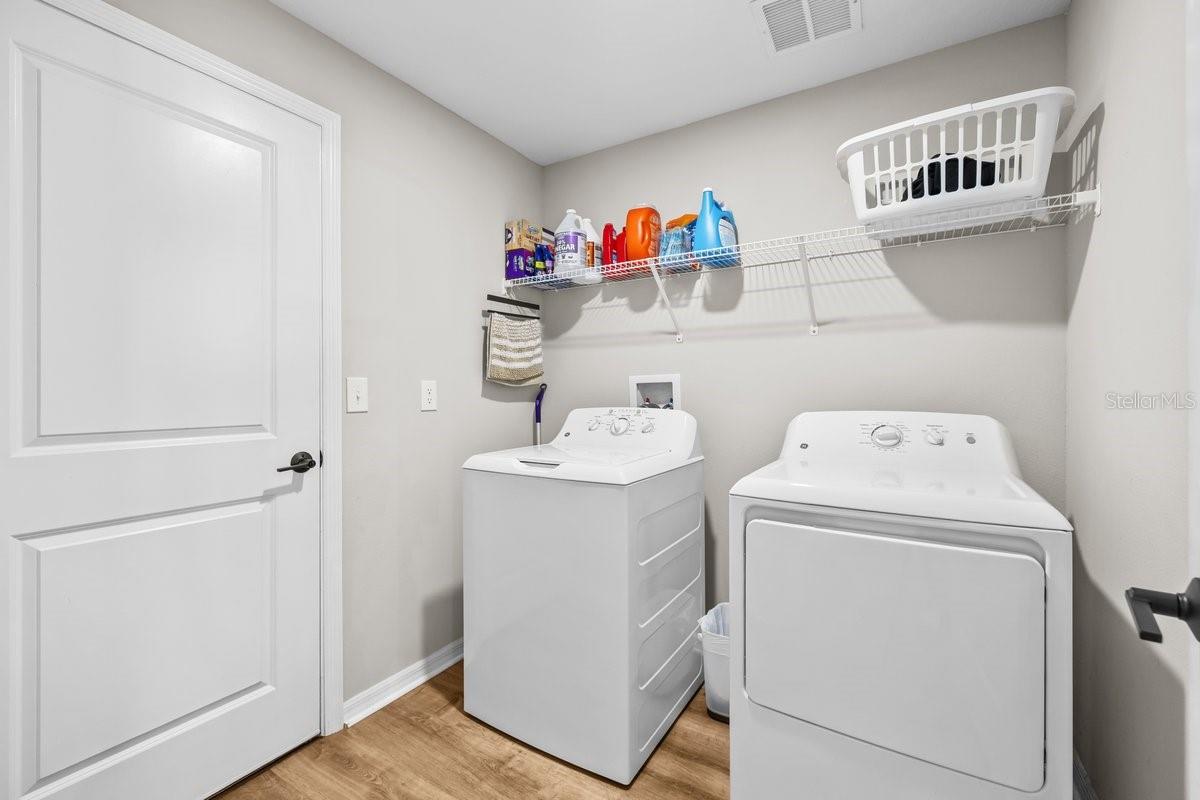 Image 22 of 28 For 10333 Scarlet Skimmer Drive