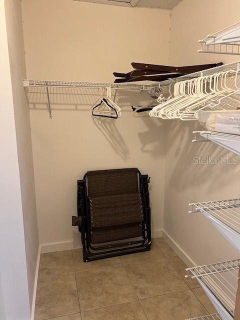 Image 21 of 30 For 2506 Laurelwood Drive 4c