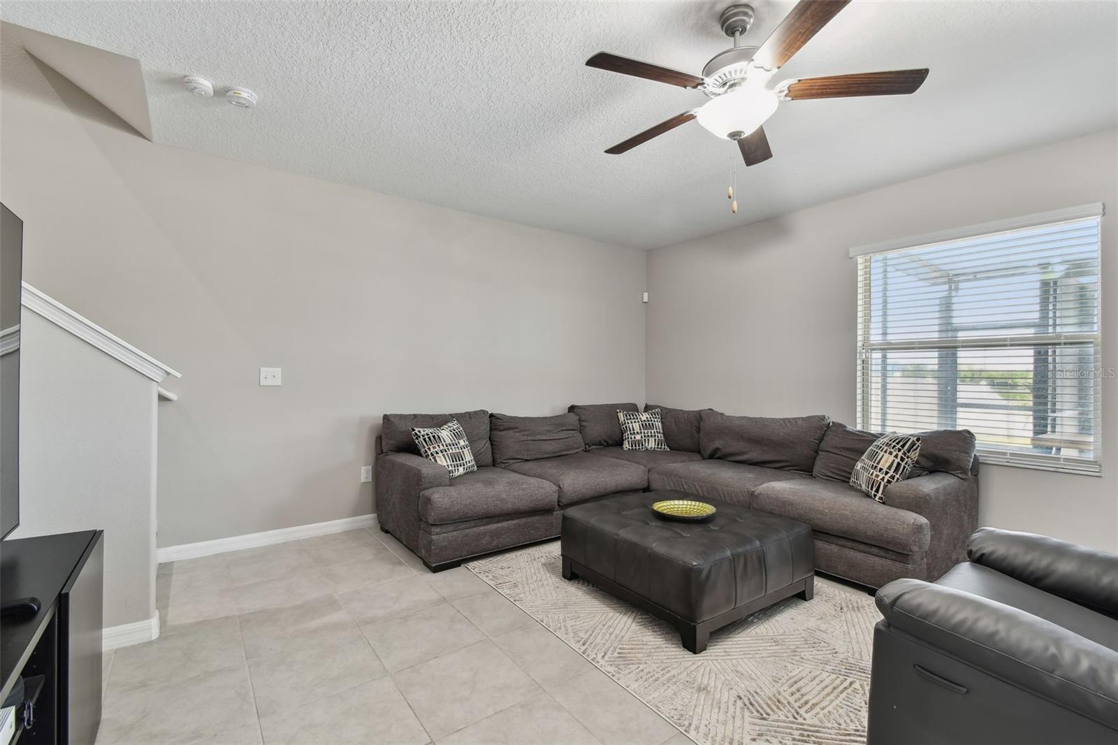 Listing photo id 21 for 11504 Sage Canyon Drive