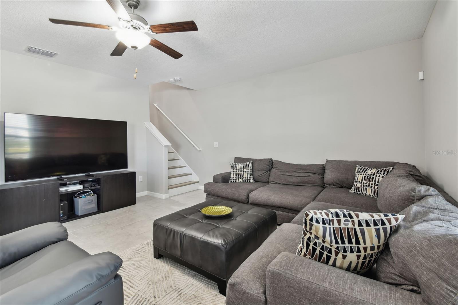 Listing photo id 22 for 11504 Sage Canyon Drive