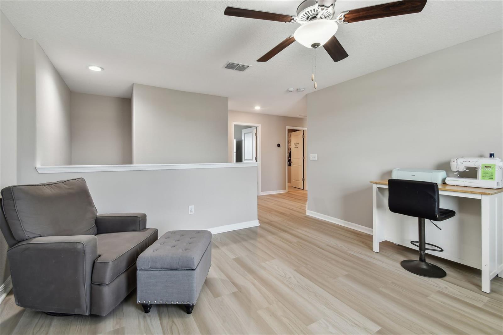 Listing photo id 35 for 11504 Sage Canyon Drive