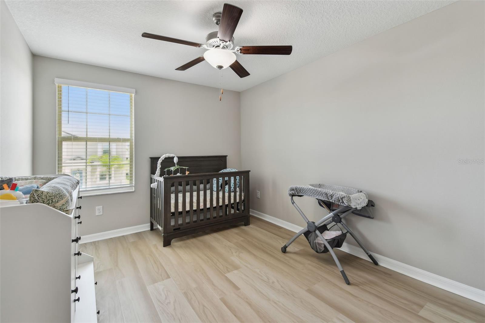 Listing photo id 37 for 11504 Sage Canyon Drive