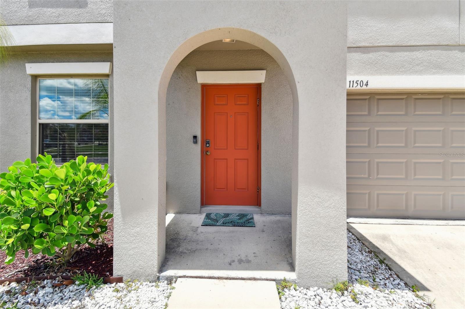 Listing photo id 2 for 11504 Sage Canyon Drive