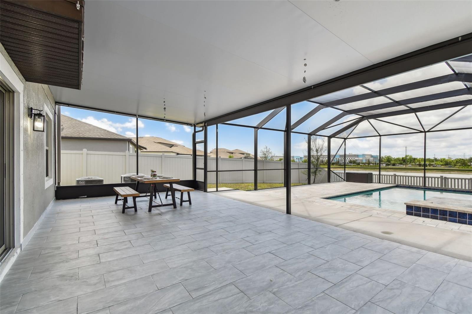 Listing photo id 51 for 11504 Sage Canyon Drive