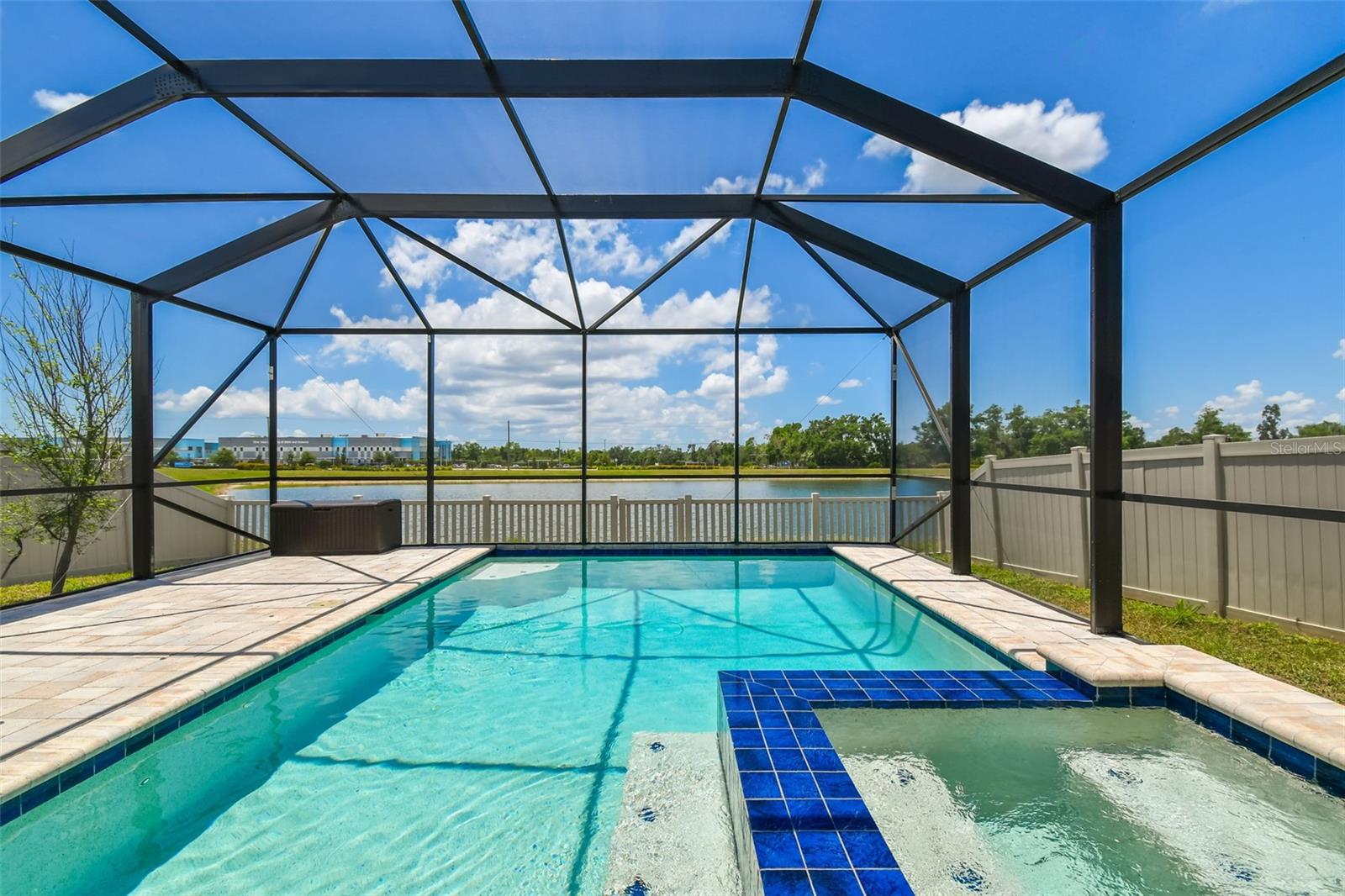 Listing photo id 54 for 11504 Sage Canyon Drive