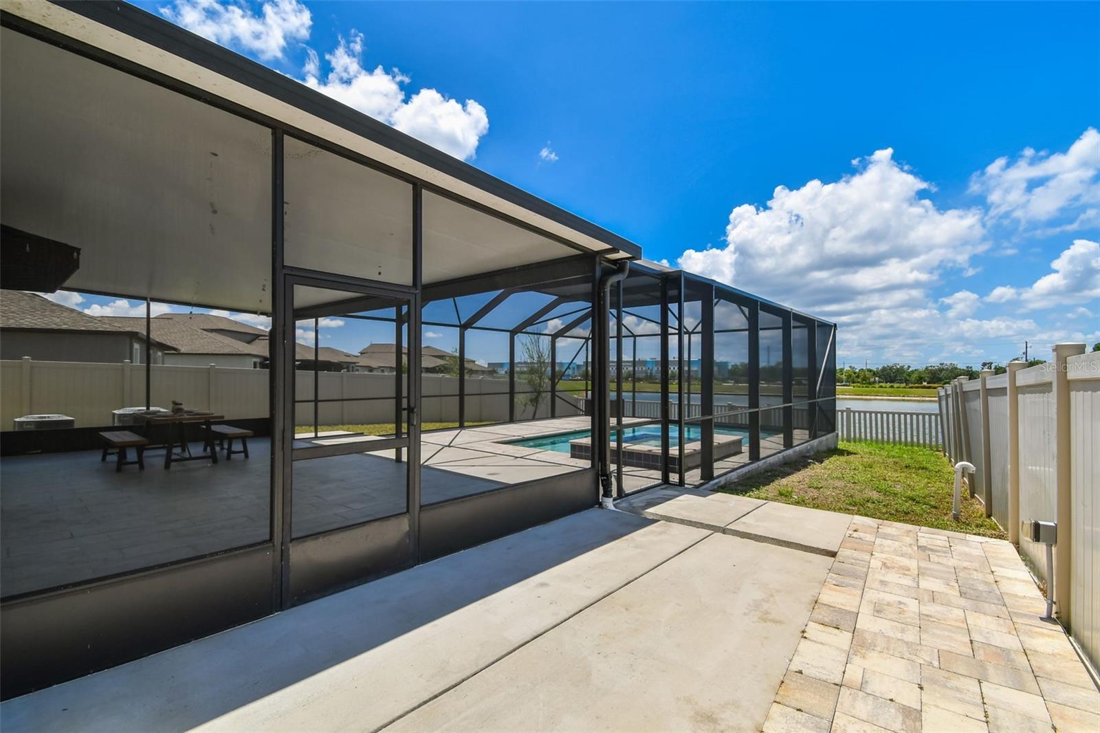 Listing photo id 62 for 11504 Sage Canyon Drive