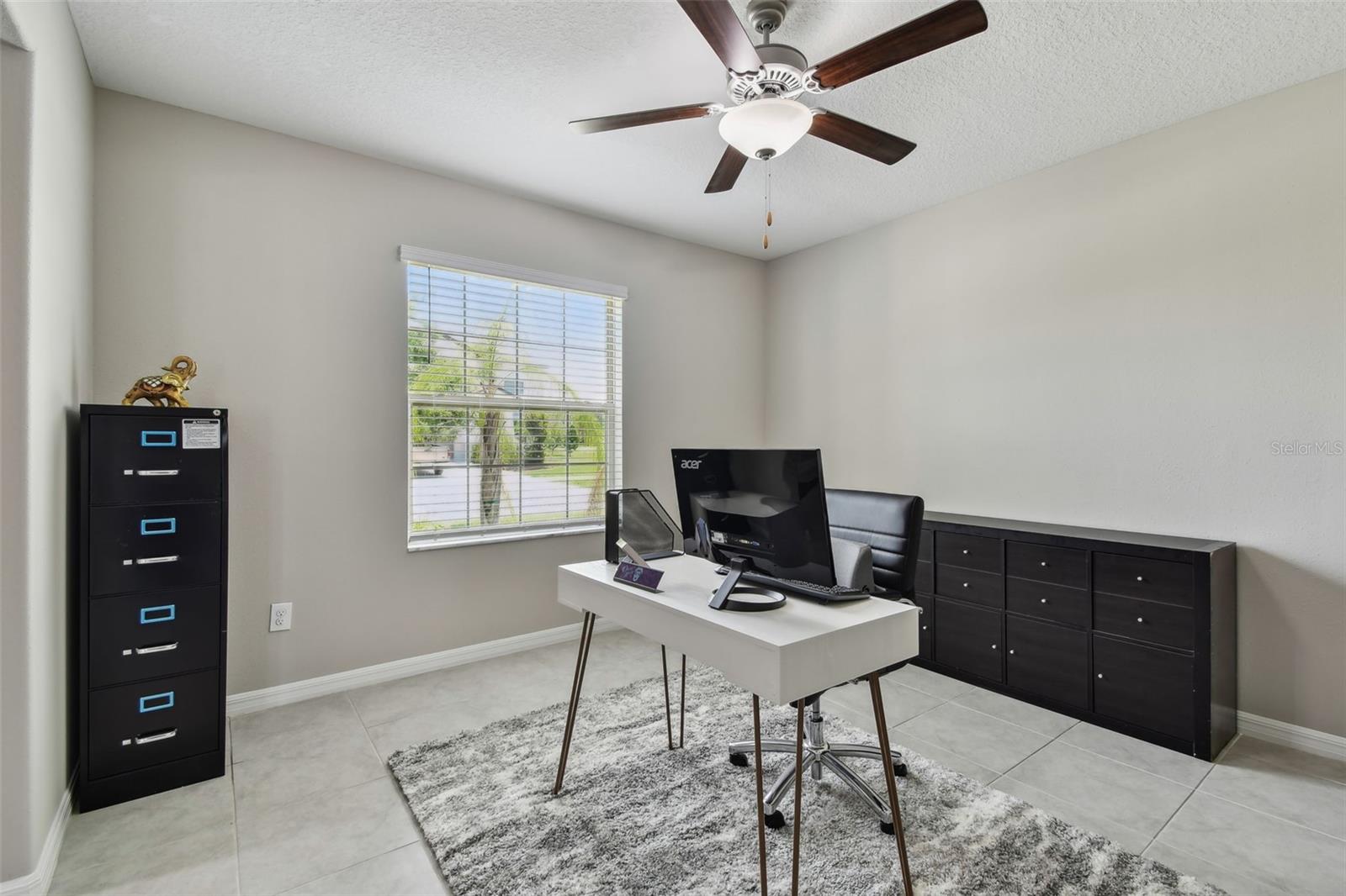 Listing photo id 7 for 11504 Sage Canyon Drive